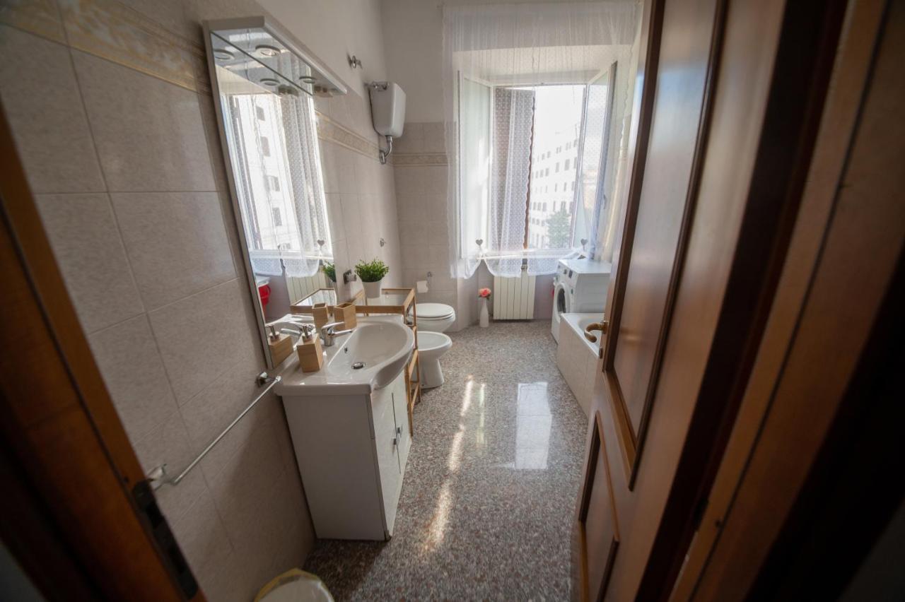 Dreams In Rome - Colosseum Apartment ภายนอก รูปภาพ