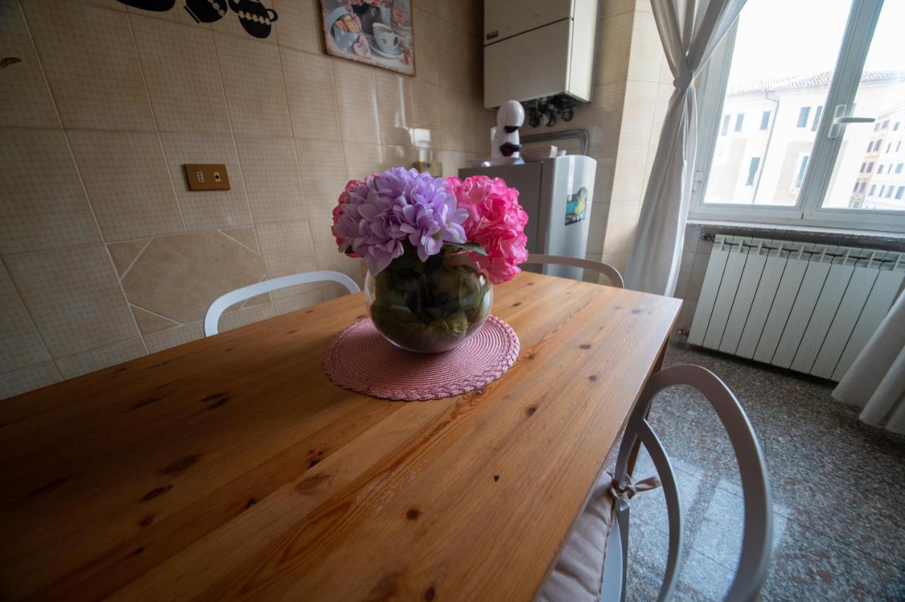 Dreams In Rome - Colosseum Apartment ภายนอก รูปภาพ