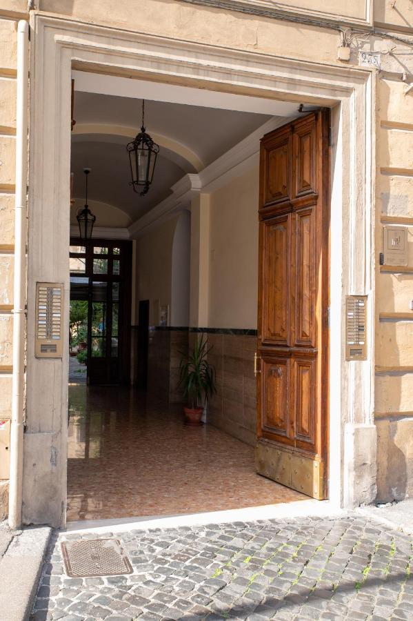 Dreams In Rome - Colosseum Apartment ภายนอก รูปภาพ