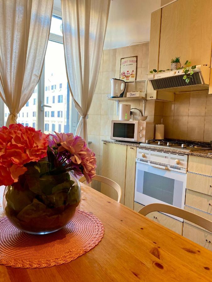 Dreams In Rome - Colosseum Apartment ภายนอก รูปภาพ
